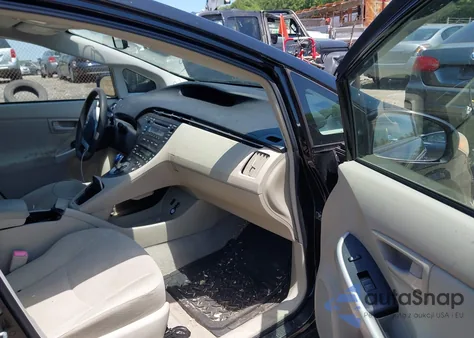 2011 Toyota Prius Two from USA, damaged, VIN JTDKN3DU8B5301162